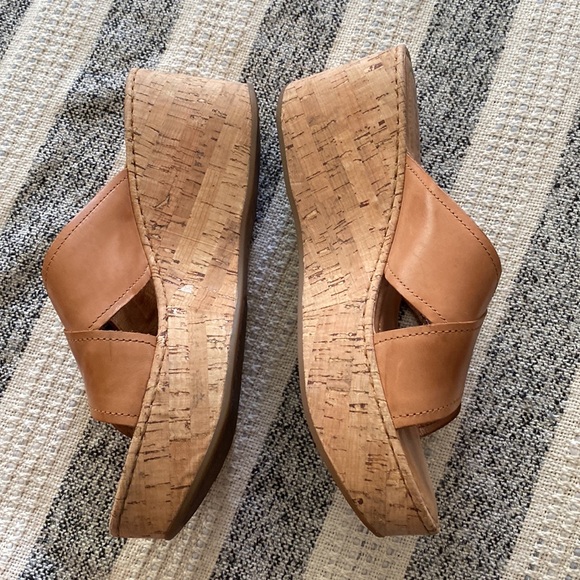 born devona platform wedge